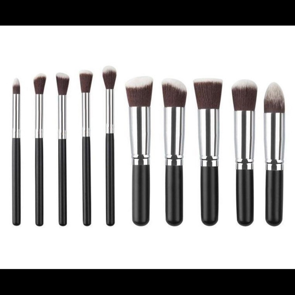 NEW- 10 Piece Makeup Brush Set- Black/ Silver